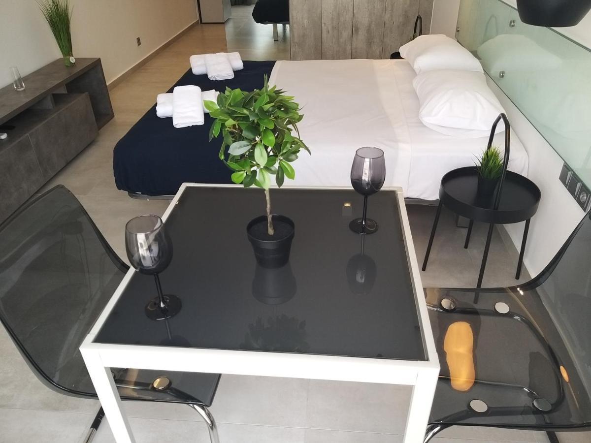 Amazing Apartments @ Aiolou Str. Athens Ngoại thất bức ảnh